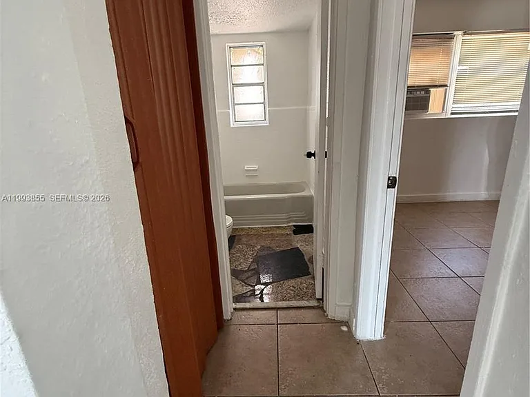1306 NW 61st St #5 — Photo 4
