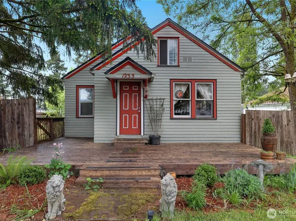 1233 W Birch Street, Shelton, WA 98584
