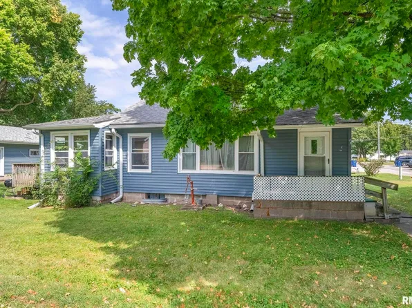 701 NW 2nd Ave, Aledo, IL 61231