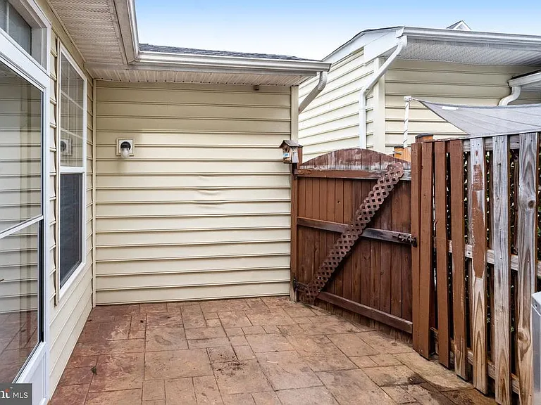 12852 Marblestone Dr — Photo 22