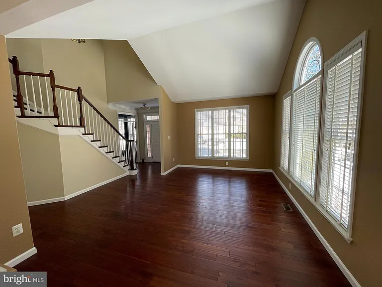21330 Meadow Field Ct — Photo 6