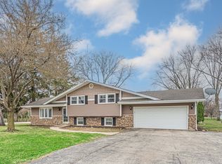 24411 W 103rd St, Naperville, IL 60564