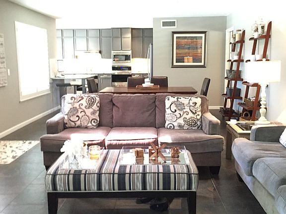 4th image of 9012 Mettler Dr