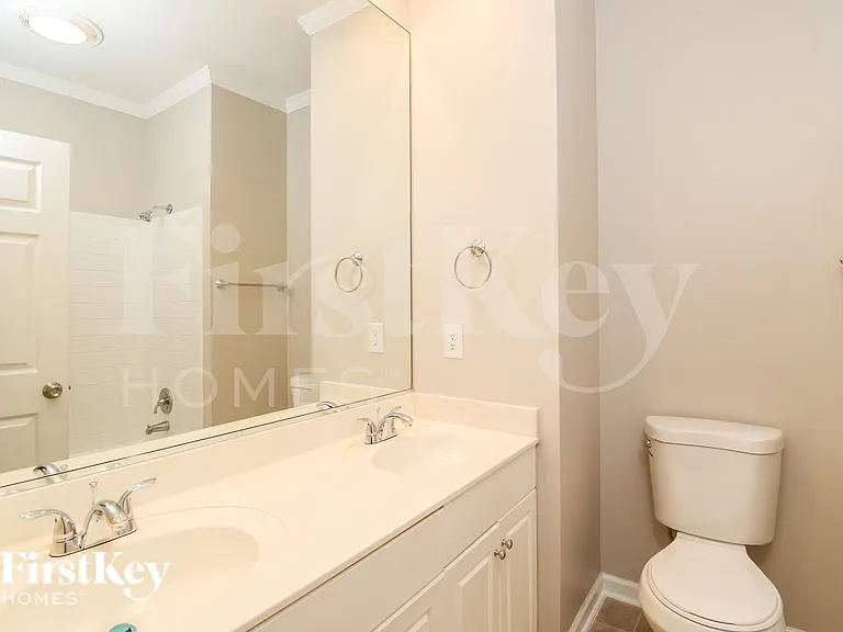 1909 Fernwood Dr — Photo 14