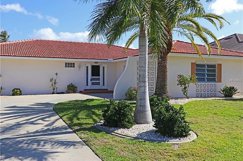 1st image of 350 Capri Isles Ct