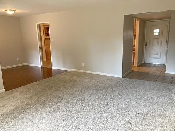 4th image of 606 Ironwood Way