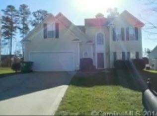11413 Hawk Roost Ct, Charlotte, NC 28214