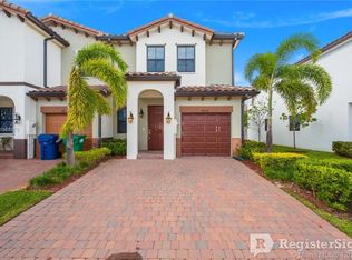 8858 NW 102nd Pl, Doral, FL 33178