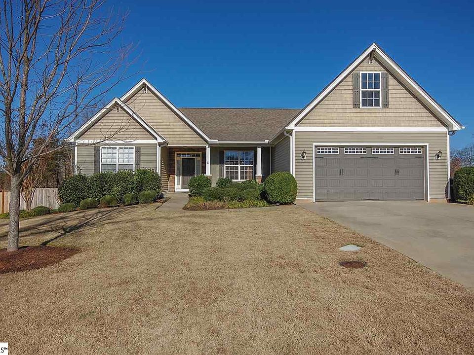 1st image of 6 Rockledge Dr