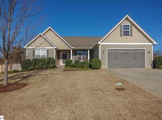 6 Rockledge Dr, Greenville, SC 29609