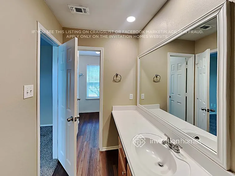 7247 Enchanted Creek Dr — Photo 16