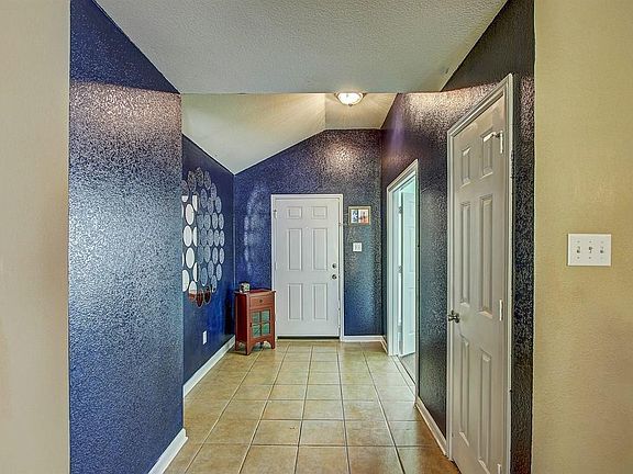 5th image of 2040 Helmoken Falls Dr