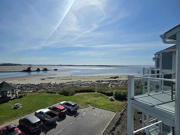 2nd image of 5201 SW Highway 101 #403