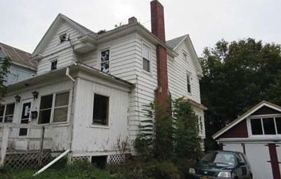 3rd image of 136 McKinley Ave