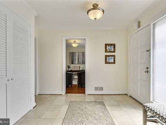 3rd image of 1429 Fern Oak Ct