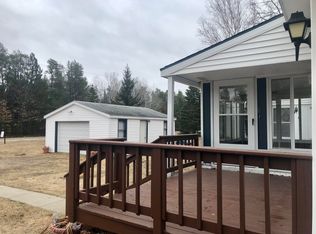 11425 N Maple Valley Rd, Roscommon, MI 48653