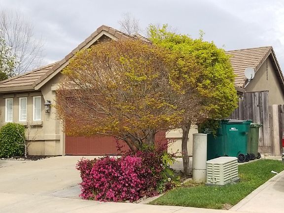 2nd image of 2521 Creekside Dr