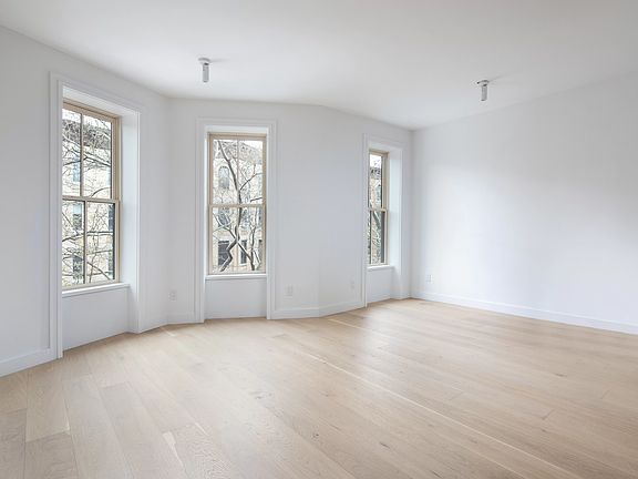 3rd image of 340 6th Ave APT 2