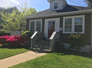 600 Tennyson Ave, Baldwin, NY 11510