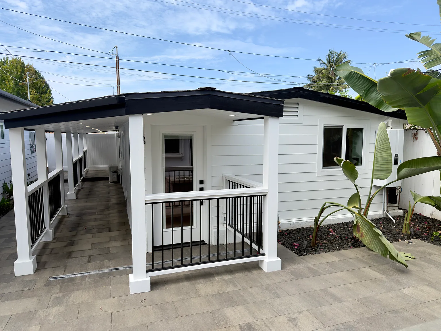 1 bed, 700 sqft, $3,200 — Photo 1