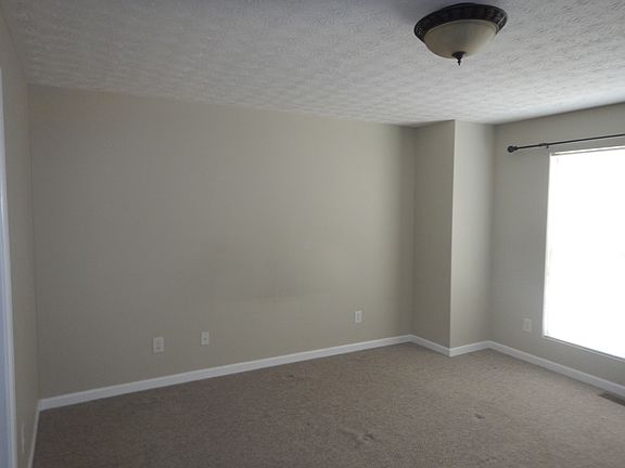 5th image of 8396 Carlington Ln