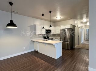 586 N 360 W, Vineyard, UT 84059