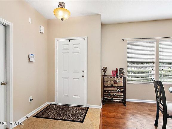 5th image of 123 E TEAGUE BAY Drive