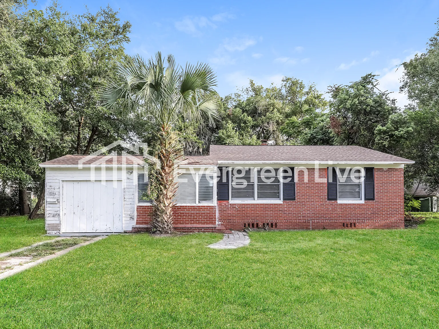 2 bed, 1.0 bath, 1196 sqft, $1,145 — Photo 1