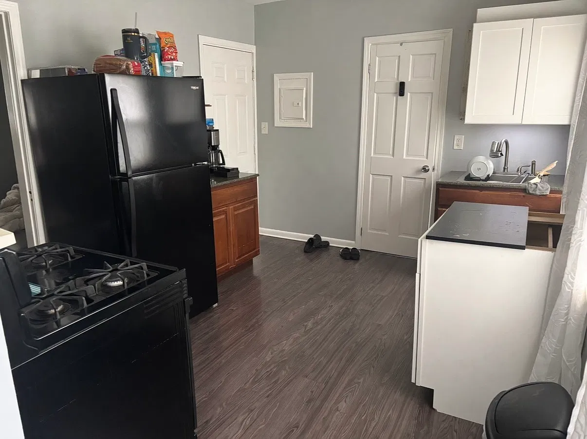 2 bed, 650 sqft, $800 — Photo 2