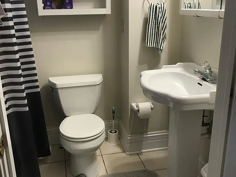 225 E University Ave #1 — Photo 17