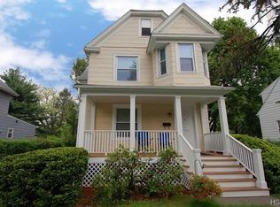 9 De Laval Pl, Poughkeepsie, NY 12601
