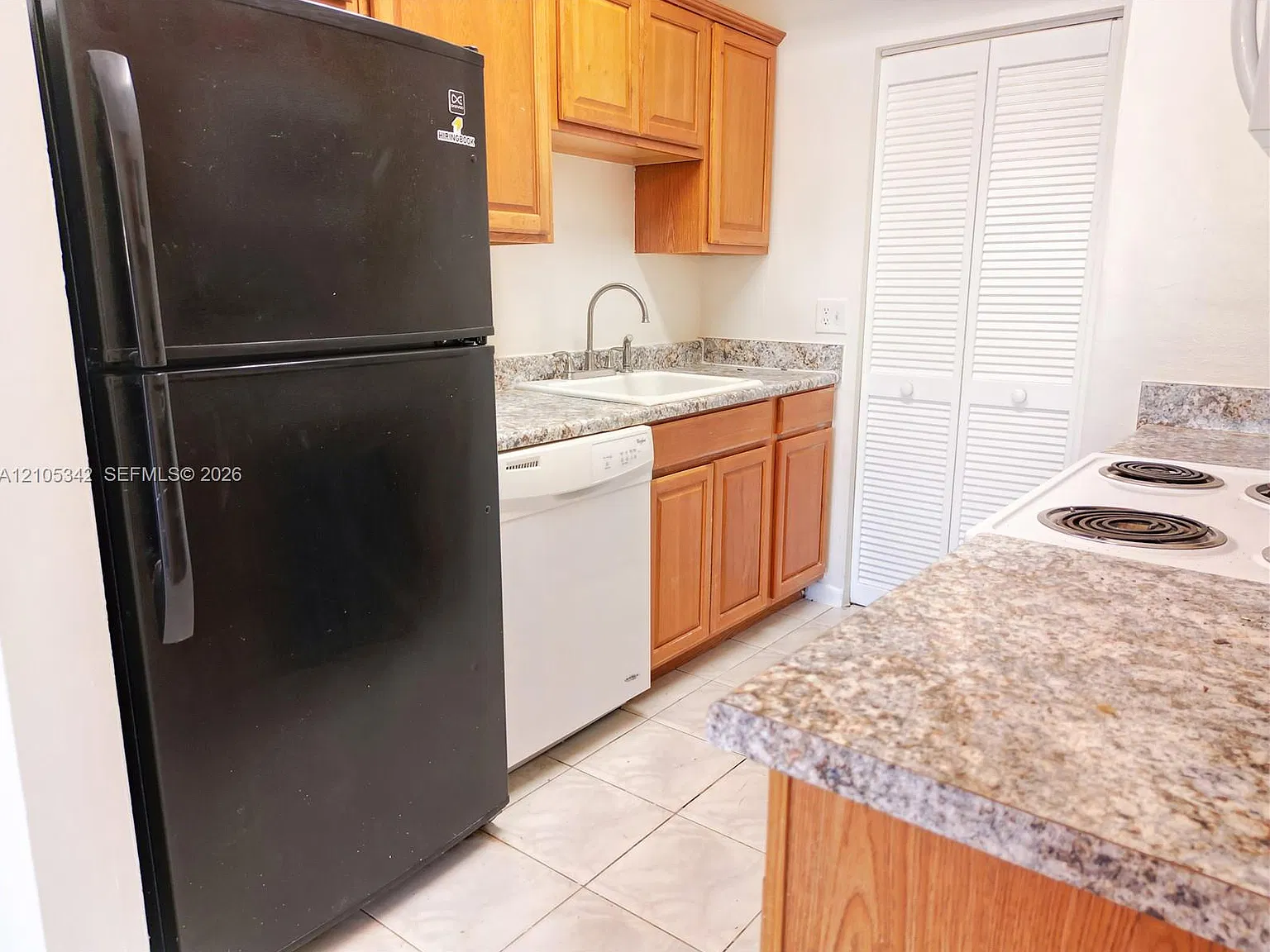 Rainbow Lakes Villas — Photo 4
