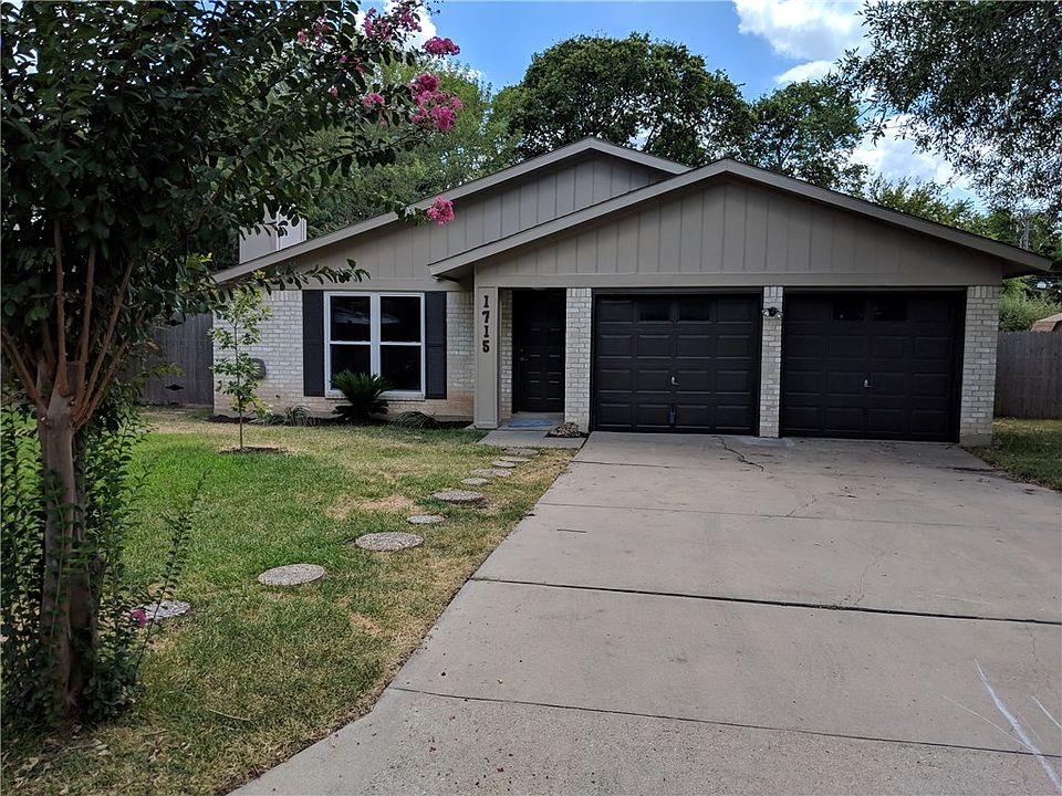 1st image of 1715 Cricket Hollow Dr