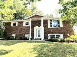 111 Lou Rosa Dr, Collinsville, IL 62234