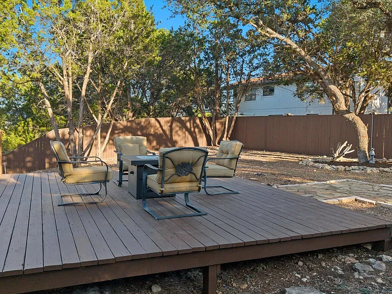785 Lake Frst — Photo 37
