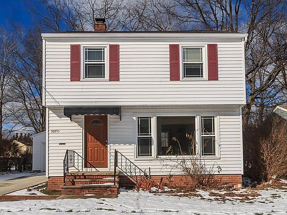 2nd image of 30715 Willowick Dr