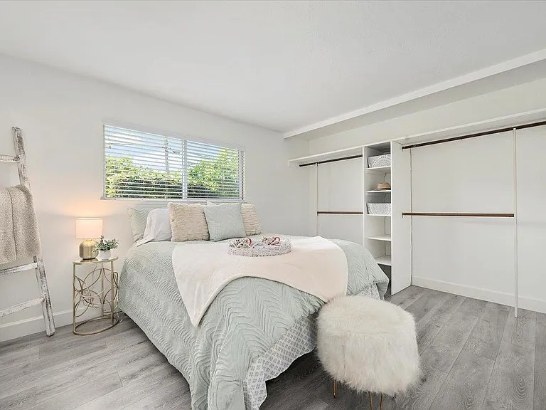 5821 Blossom Ave — Photo 8