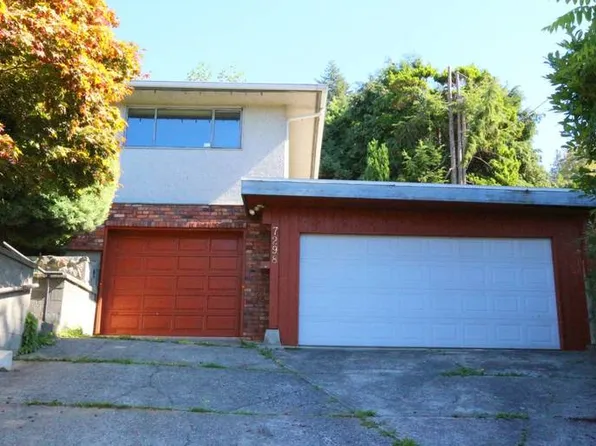 7298 Ridge Dr #1A, Burnaby, BC V5A 1B5