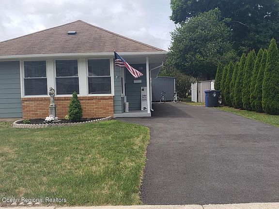 2nd image of 2180 Mount Carmel Blvd