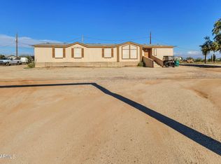 1236 W Judd Rd, San Tan Valley, AZ 85144
