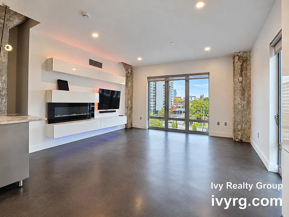 9 Medford St #401