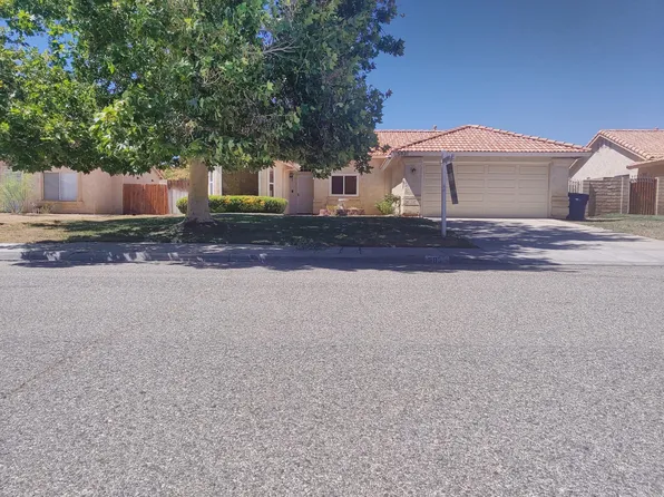 5831 Evergem Ave, Palmdale, CA 93552