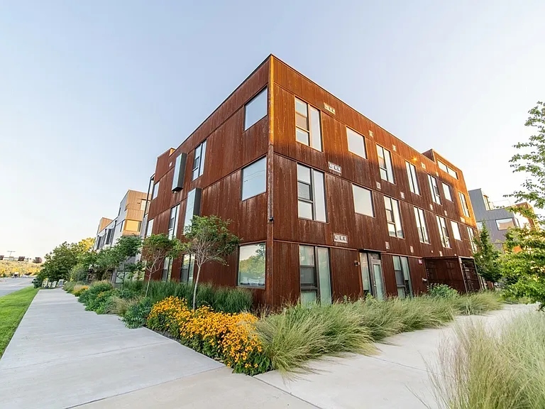 South Yard Lofts — Photo 2