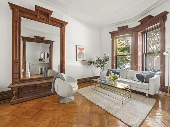 54 Sterling Place image 2 of 18