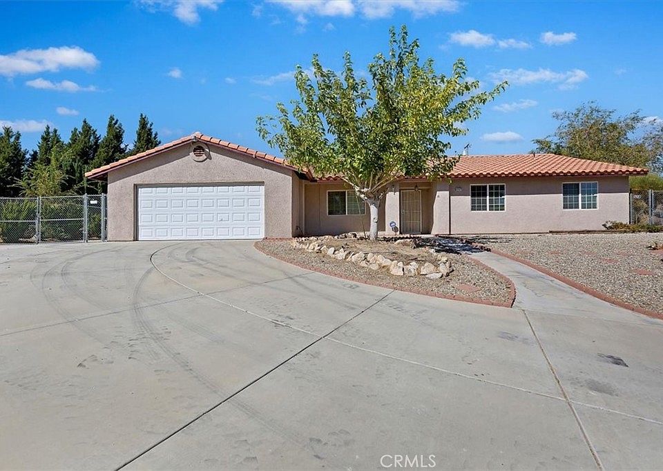 1st image of 16576 Talpa St