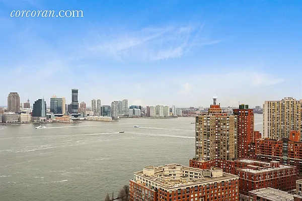 Sold by Corcoran | media 6
