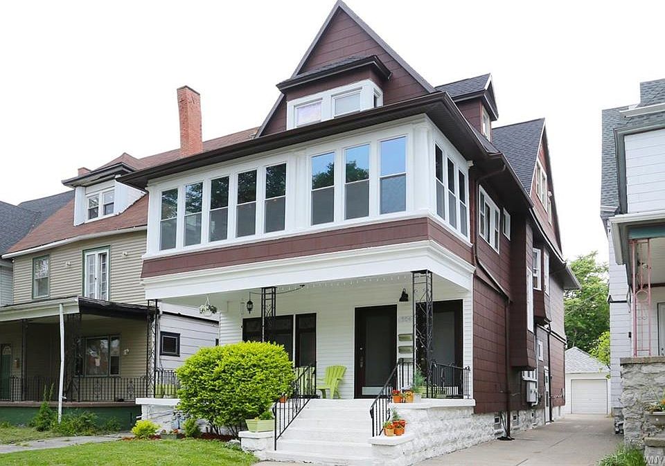 1st image of 304 Lafayette Ave