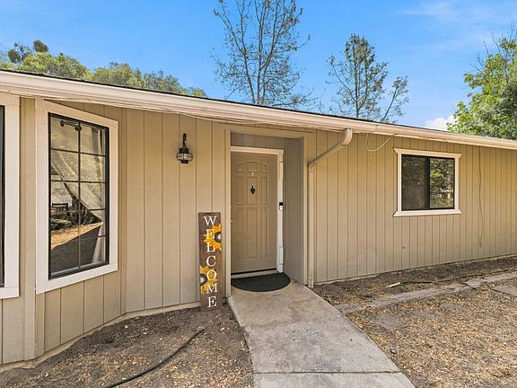 2nd image of 30691 Morgan Canyon Rd