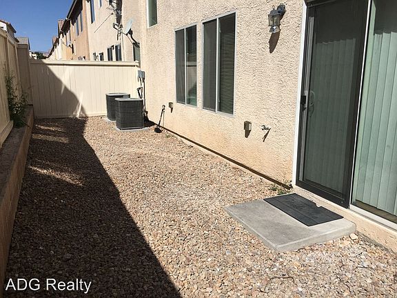 2nd image of 4973 Tioga Pass Ave