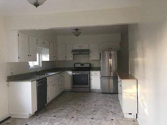 5th image of 191 S Pastoria Ave